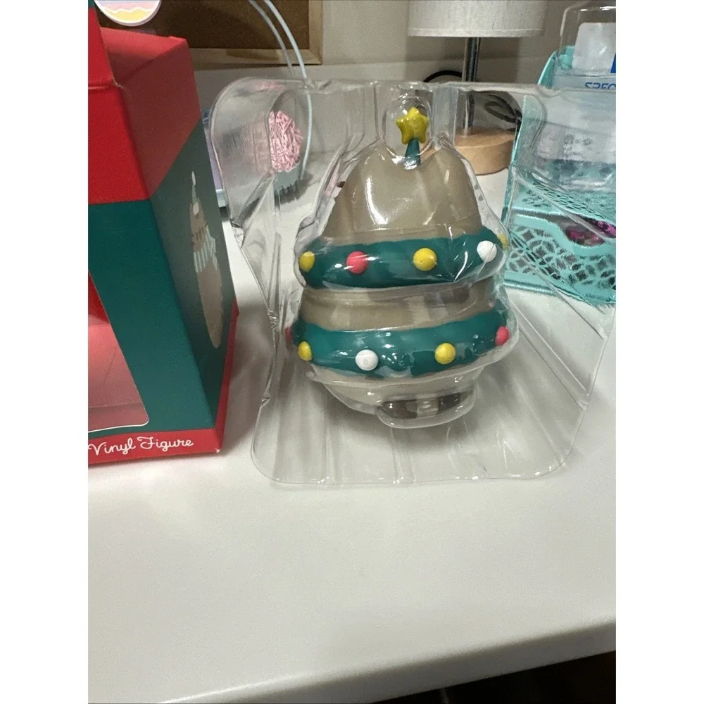 Pusheen experience charm